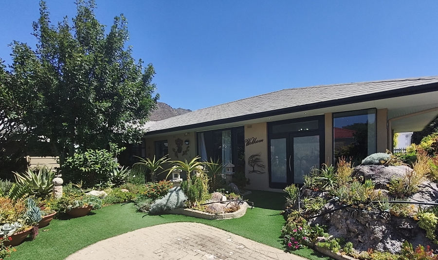 3 Bedroom Property for Sale in Gordons Bay Village Western Cape